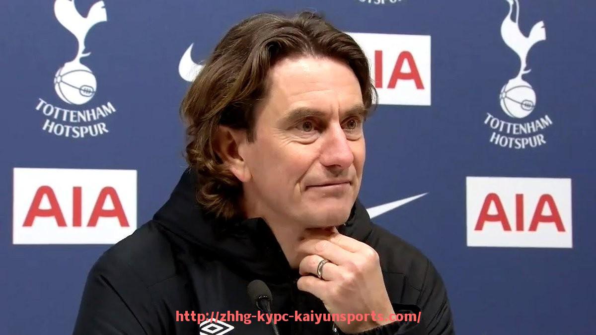 ky开云体育-历届英超最佳球员评选回顾及影响力分析