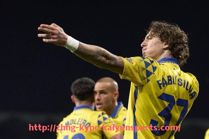 ky开云体育-西甲第十九轮赛程预览与球队状态分析